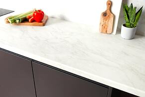 Spacious Apartment Near the sea