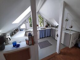 Lovely Apartment in Roes With a Terrace