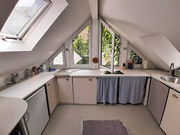 Lovely Apartment in Roes With a Terrace
