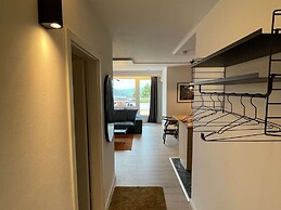 Perfectly Located Flat Near the ski Slope