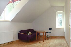2-floor Apartment in a Villa With Park