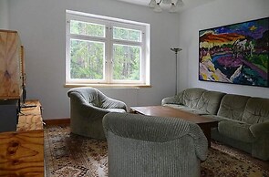 2-floor Apartment in a Villa With Park