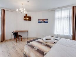 Deluxe Apartment in Oberhausen With Breakfast