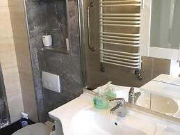 Snug Apartment in Grevesmuhlen With Terrace
