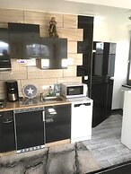 Snug Apartment in Grevesmuhlen With Terrace