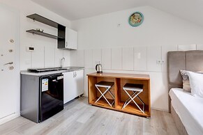 Deluxe Apartment in Oberhausen With Terrace