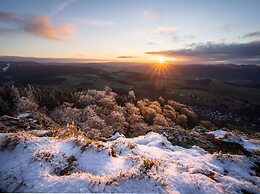 Apartment Near Willingen With Garden