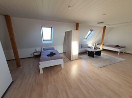Apartment Near Jadeweserport and Centre