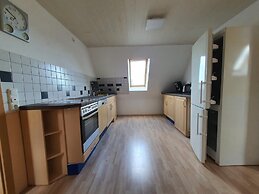 Apartment Near Jadeweserport and Centre
