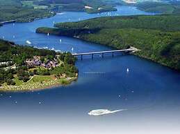 Apartment With Terrace Near Niedersfeld Forest