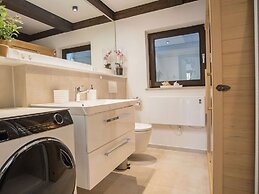 Modern Holiday Home With Garden Near Winterberg