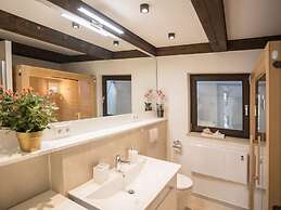 Modern Holiday Home With Garden Near Winterberg