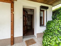 Apartment in Guntersberge With Panoramic Views