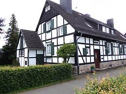 Cosy Holiday Home in Monschau With Garden