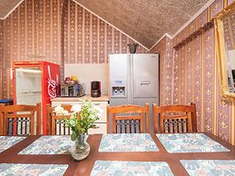 Holiday Home for Groups in Kinheim