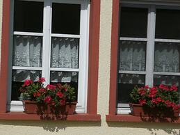 Apartment With Animal zoo and sun Terrace