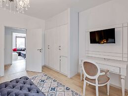 Modern Apartment in Oberhausen With a Terrace