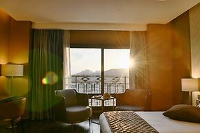 Petra Moon Luxury Hotel