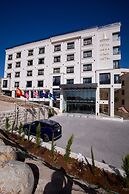 Petra Moon Luxury Hotel