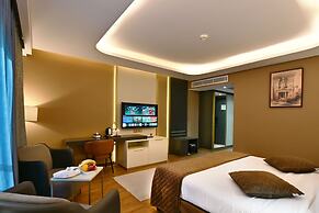 Petra Moon Luxury Hotel