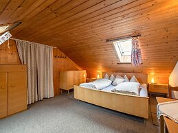 Delightful Holiday Home With Terrace