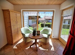 Flat in Wildsteig With Furnished Garden