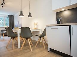 Apartment With Balcony on the Slope