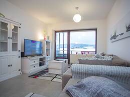 Bright Apartment Near Winterberg With Balcony