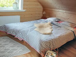 Wooden House With Sauna in Kustelberg