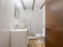 Comfortable Holiday Home With Terrace