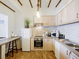 Comfortable Holiday Home With Terrace