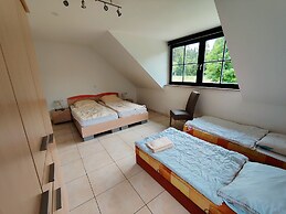Spacious Holiday Home With Wood-burning Stove