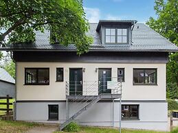 Spacious Holiday Home With Wood-burning Stove
