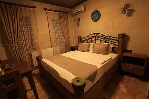 Katapa Stone House