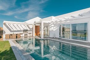 Cavo Mare Mirazur Luxury Retreat