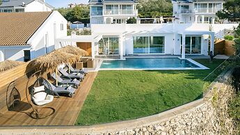 Cavo Mare Mirazur Luxury Retreat