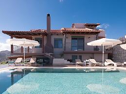 Villa Near Seaside Village With Pool