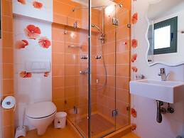 Villa Near Seaside Village With Pool