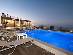 Villa Near Seaside Village With Pool