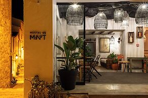 Hostal Boutique Es Menut