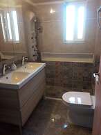 Vibrant Apartment in Rafina With Garden