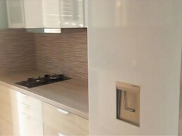 Vibrant Apartment in Rafina With Garden