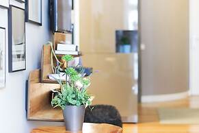 Modern Chiado by Homing