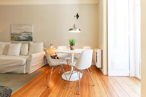 Modern Chiado by Homing