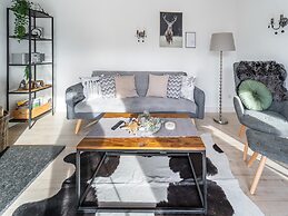 Refurbished Holiday Home in Suhl With Spacious Terrace