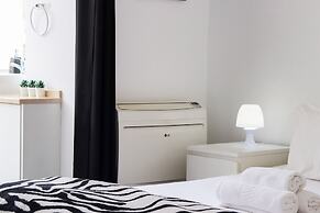 Downtown Palma Suites by Homing