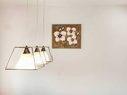 Beautiful Villa in Adelianos Kampos With Pool