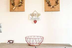 Beautiful Villa in Adelianos Kampos With Pool