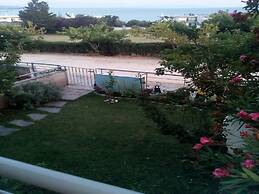 Cheerful Holiday Home in Preveza With Garden