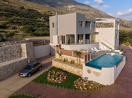 Modern Villa w/ Private Pool in Plakias